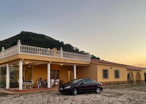 Apartamento - Venta - Hondón de los Frailes - Hondón de los Frailes