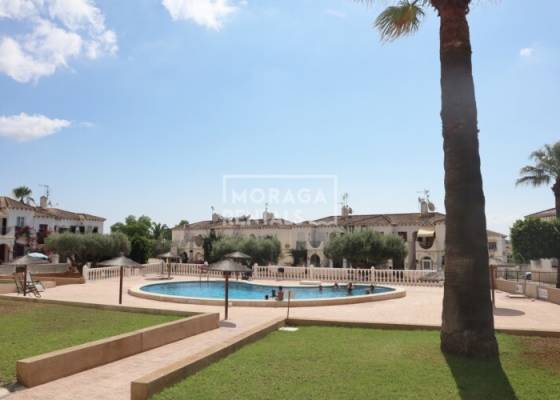 Apartment / flat - Resale - Orihuela Costa - Villamartín