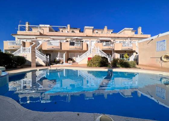 Appartement - Wederverkoop - Guardamar del Segura - EL RASO