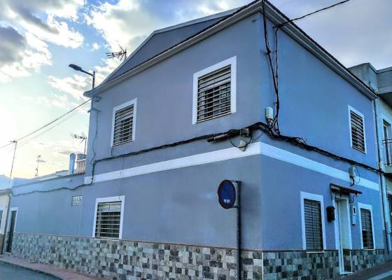 Casa de pueblo - Venta - Hondón de los Frailes - HF-RBN175
