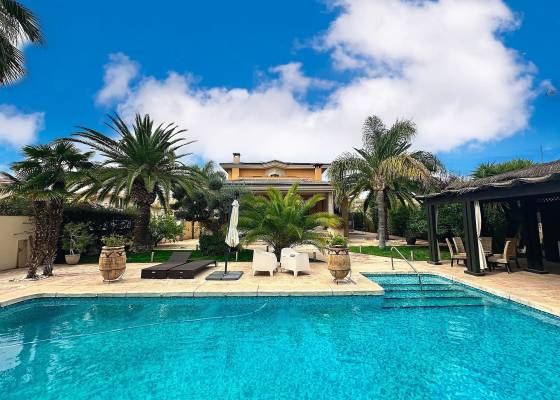 Chalet - Venta - Elda - Elda