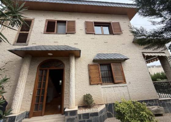 Chalet - Venta - Elda - Elda