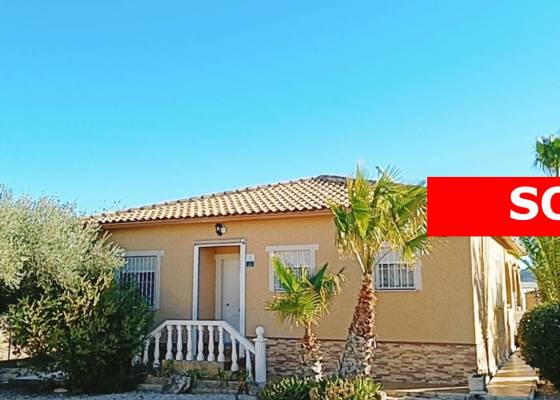 Chalet - Venta - Hondón de los Frailes - Hondón de los Frailes