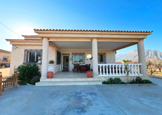 Chalet - Venta - Hondón de los Frailes - Hondón de los Frailes