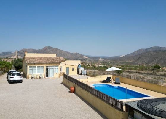 Chalet - Venta - Hondón de los Frailes - Hondón de los Frailes