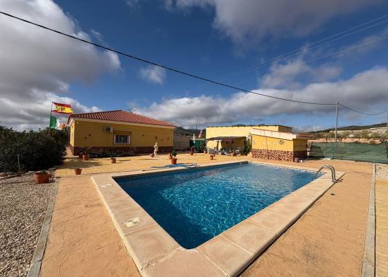 Chalet - Venta - Pinoso - Pinoso