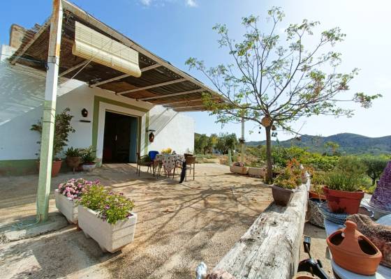 Country home - Resale - Hondón de las Nieves - AM-HNCARI