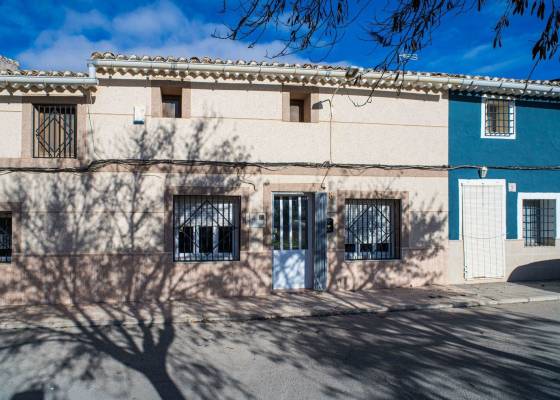 Country house - Resale - Pinoso - Pinoso