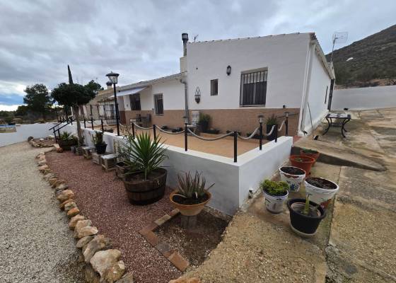 Country house - Resale - Yecla - Yecla