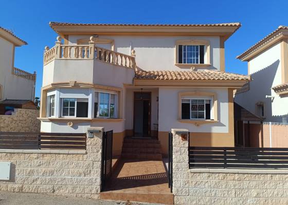 Detached villa - Resale - Fortuna - Fortuna