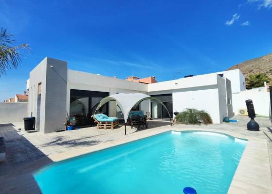 Detached villa - Revente - Fortuna - Fortuna