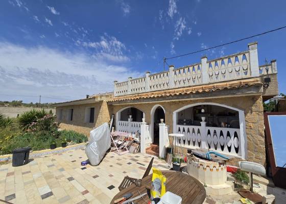 Detached villa - Venta - Sax - IV-12388