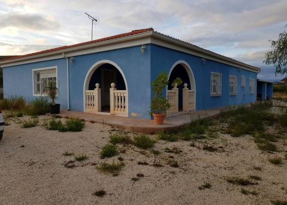 Detached villa - Wederverkoop - La Romana - La Romana