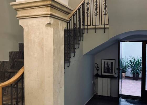 Herenhuis - Wederverkoop -  - CS-29340