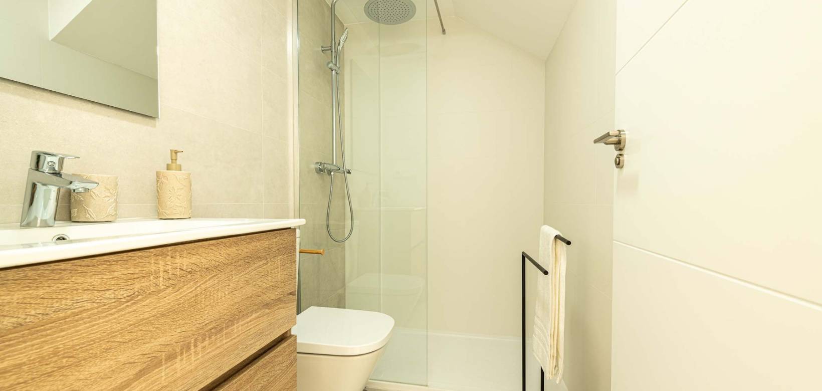 New Build - Townhouses  - Cox