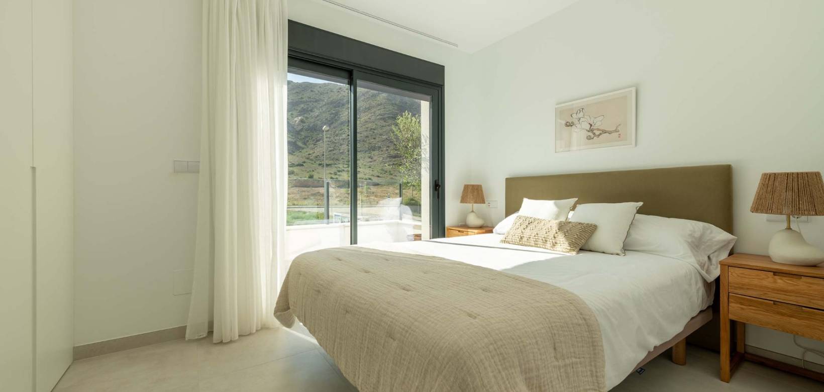 New Build - Townhouses  - Cox