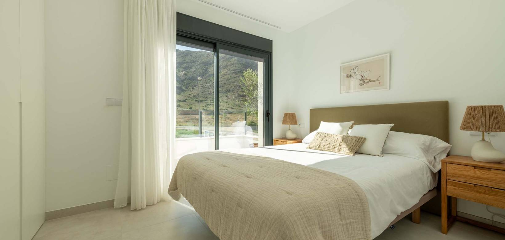 New Build - Townhouses  - Cox