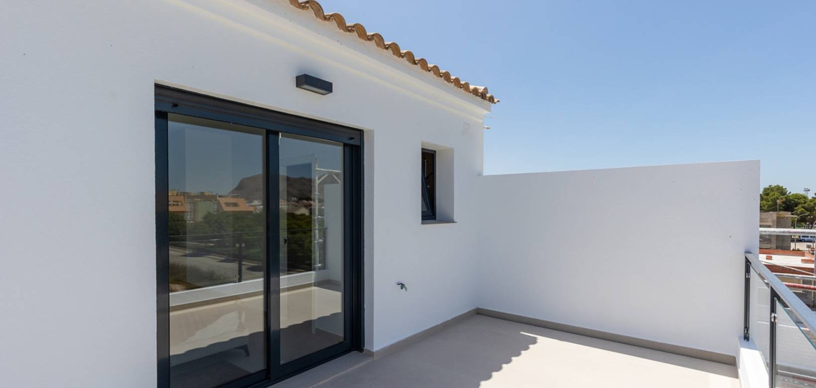 New Build - Townhouses  - Rafal