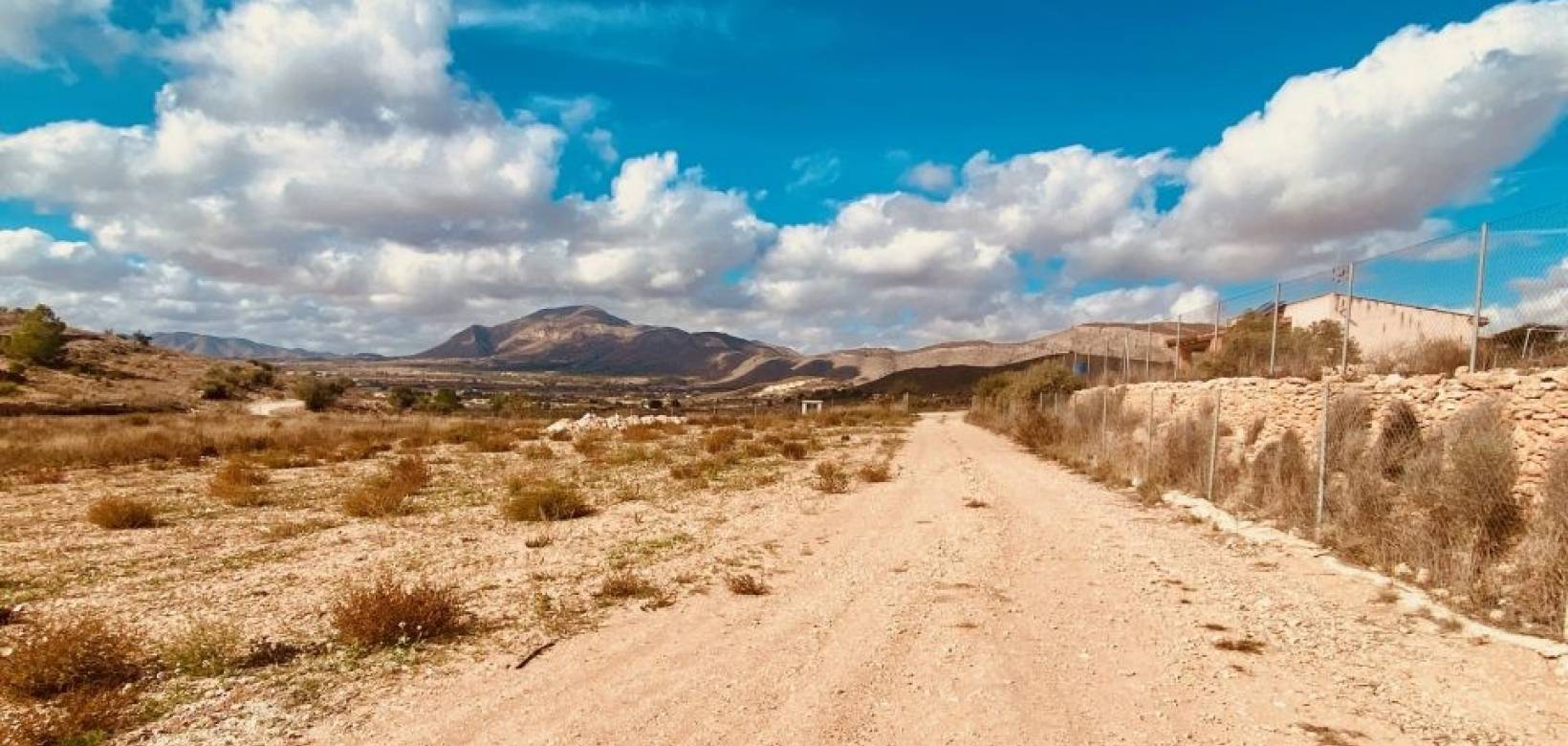 Nouvelle construction - Villa - Hondón de las Nieves