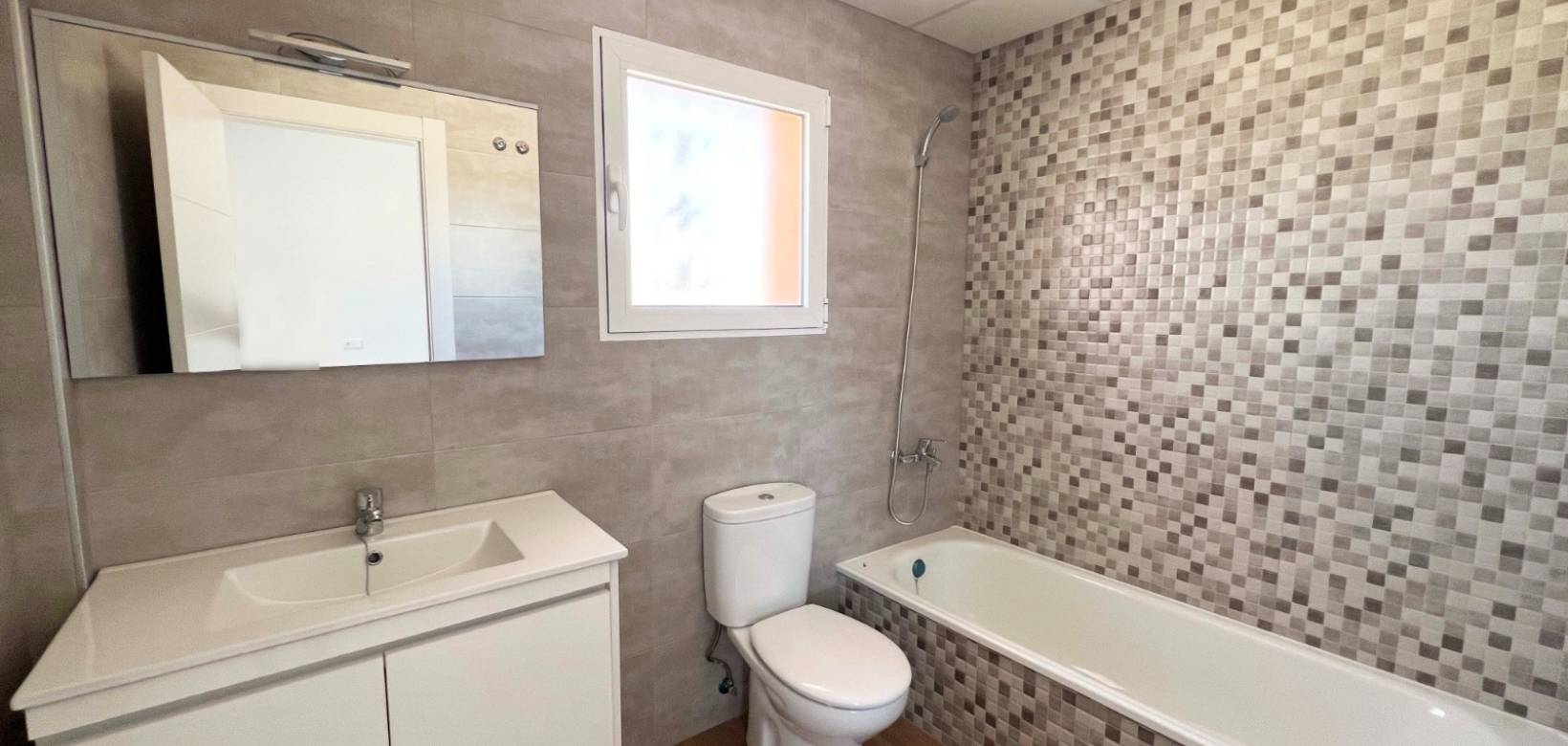 Nouvelle construction - Villa - Macisvenda