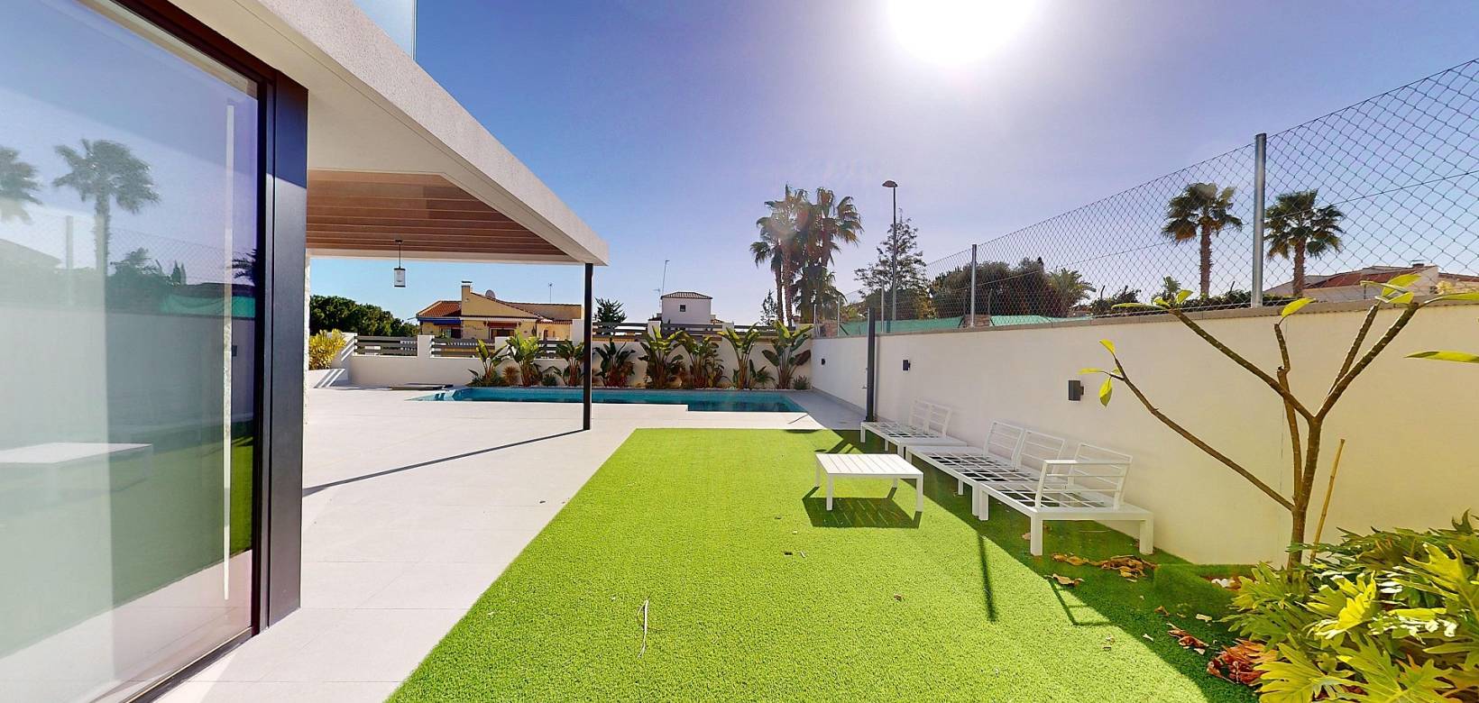 Nueva construcción  - Chalet - Cabo Roig