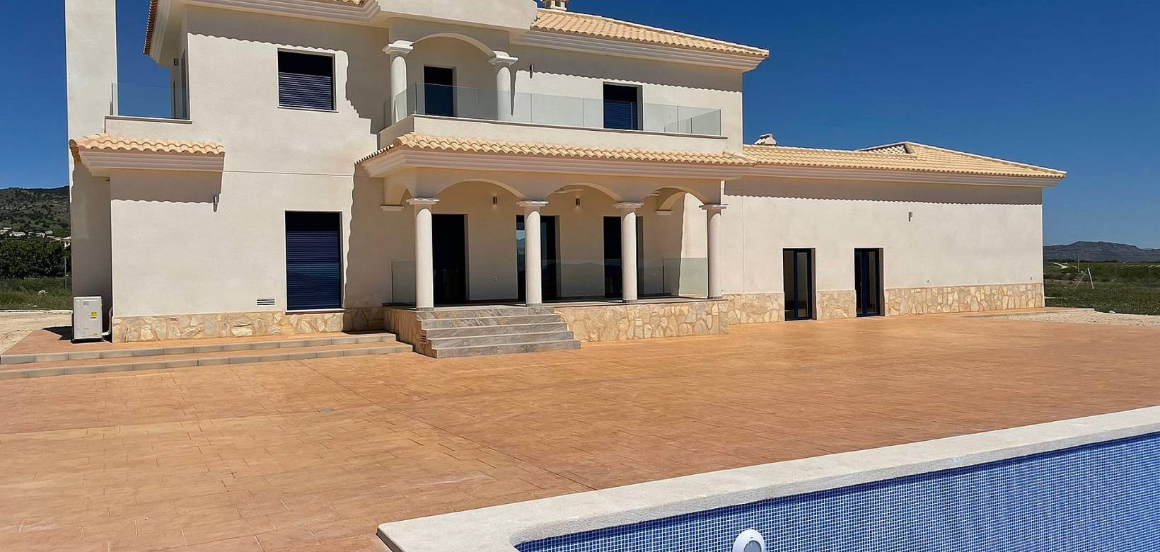 Nueva construcción  - Chalet - Pinoso