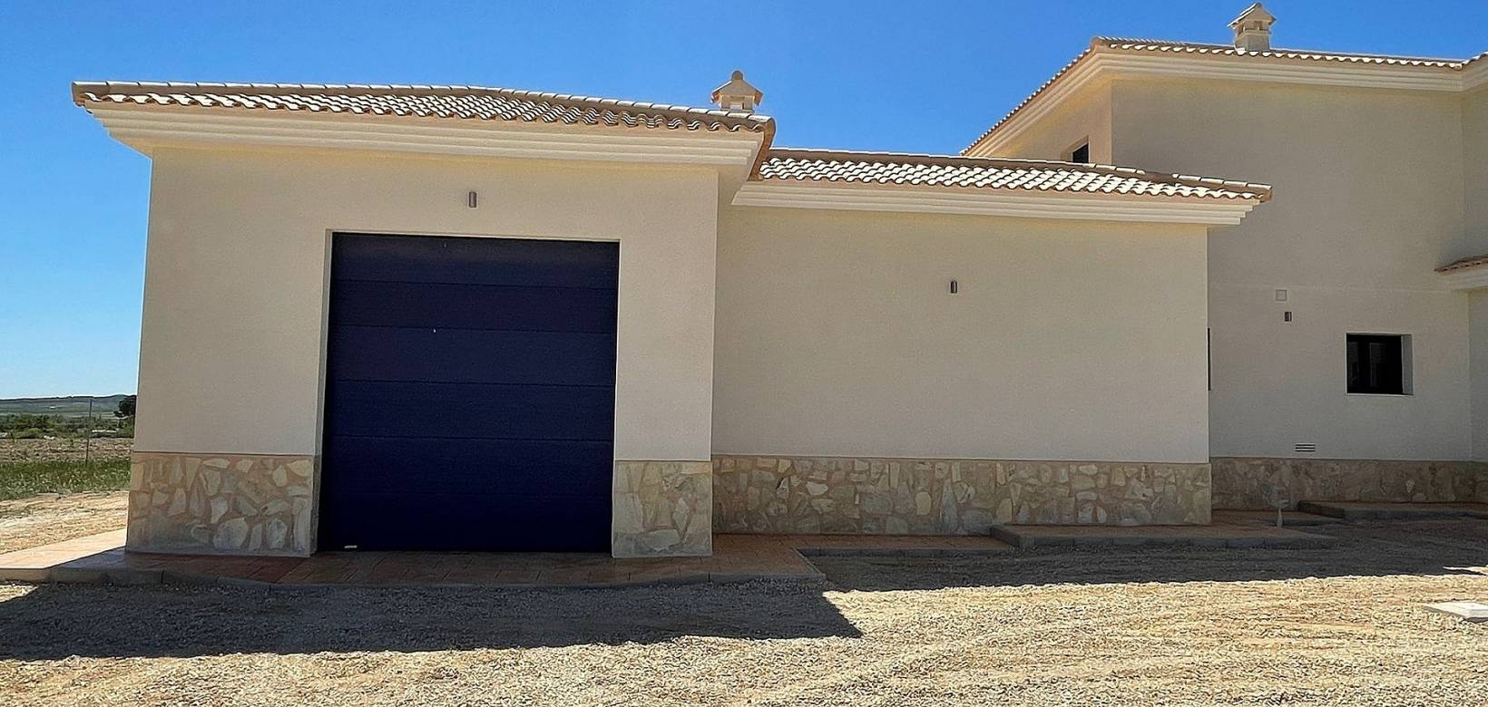 Nueva construcción  - Chalet - Pinoso