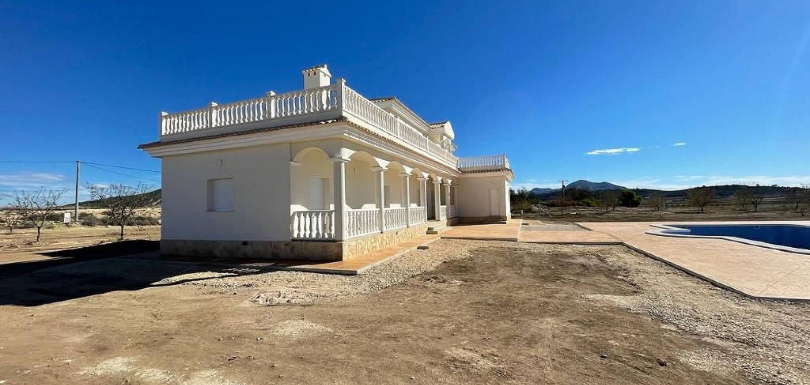 Nueva construcción  - Chalet - Pinoso