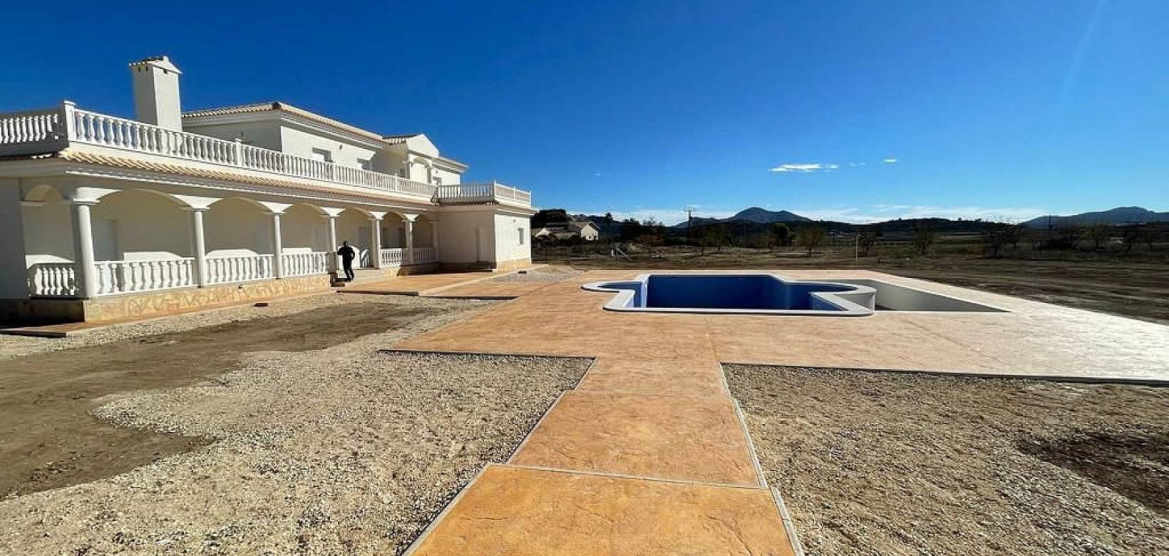 Nueva construcción  - Chalet - Pinoso