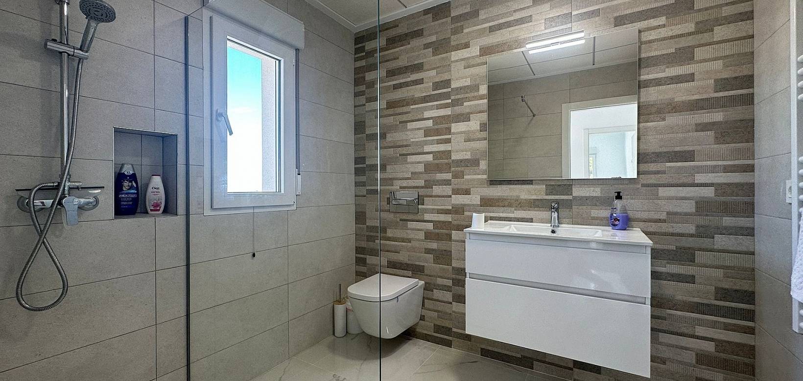 Nueva construcción  - Chalet - Pinoso