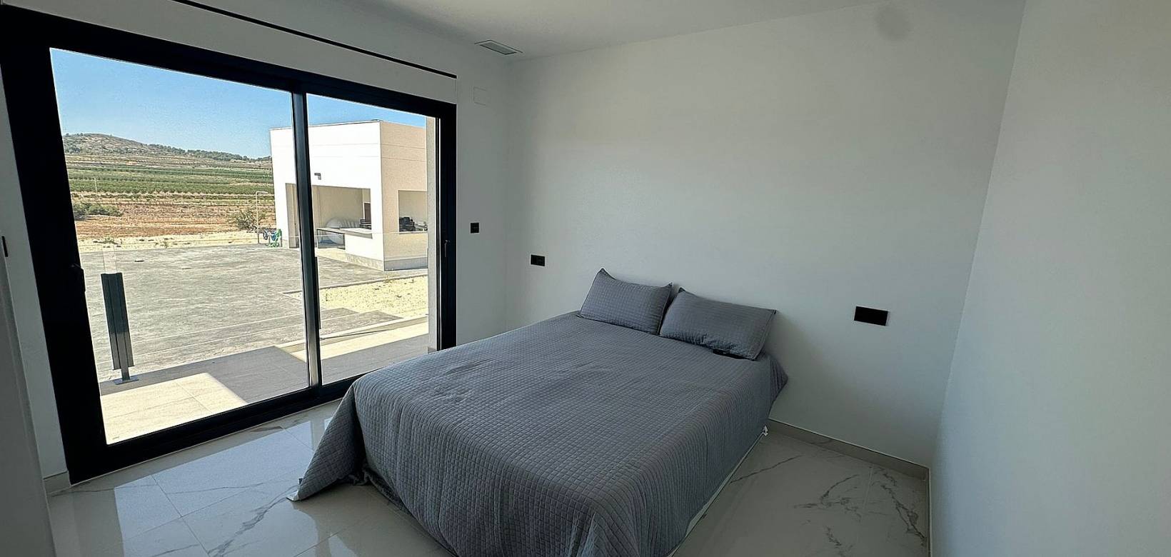 Nueva construcción  - Chalet - Pinoso