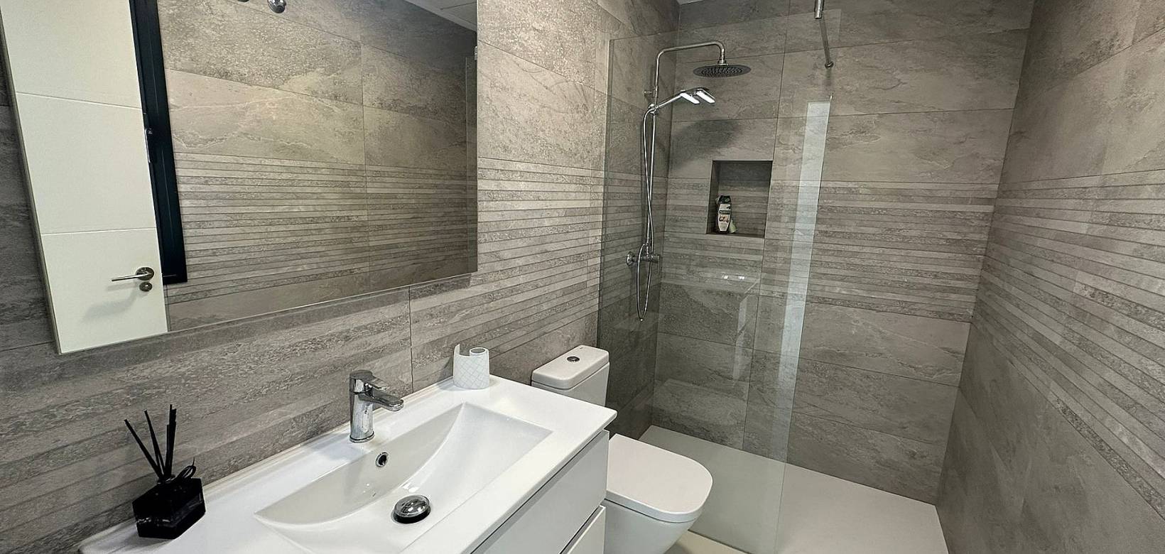 Nueva construcción  - Chalet - Pinoso