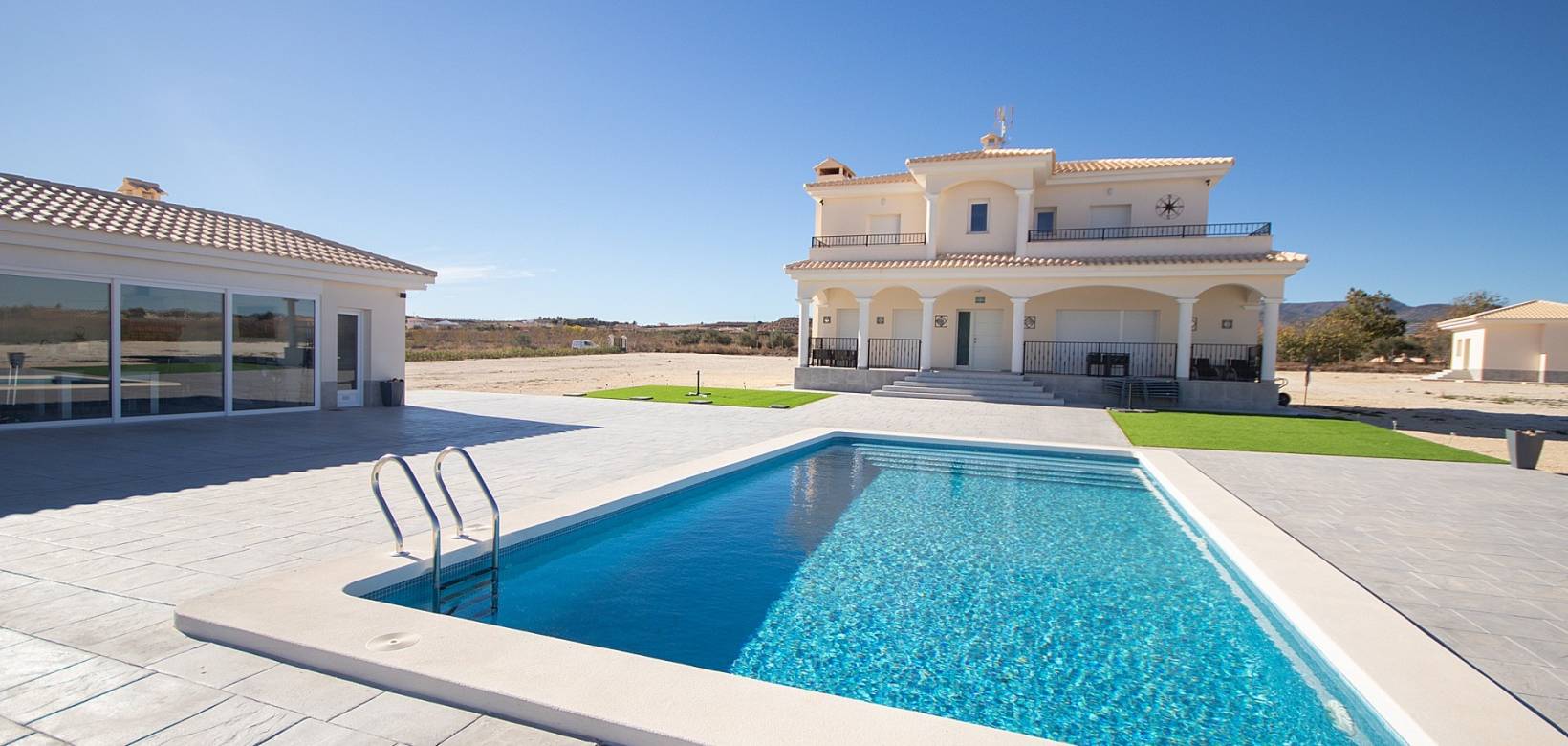 Nueva construcción  - Chalet - Pinoso