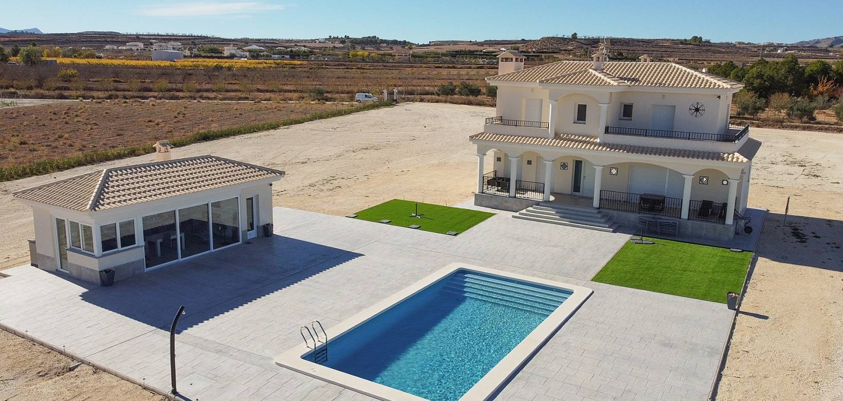 Nueva construcción  - Chalet - Pinoso