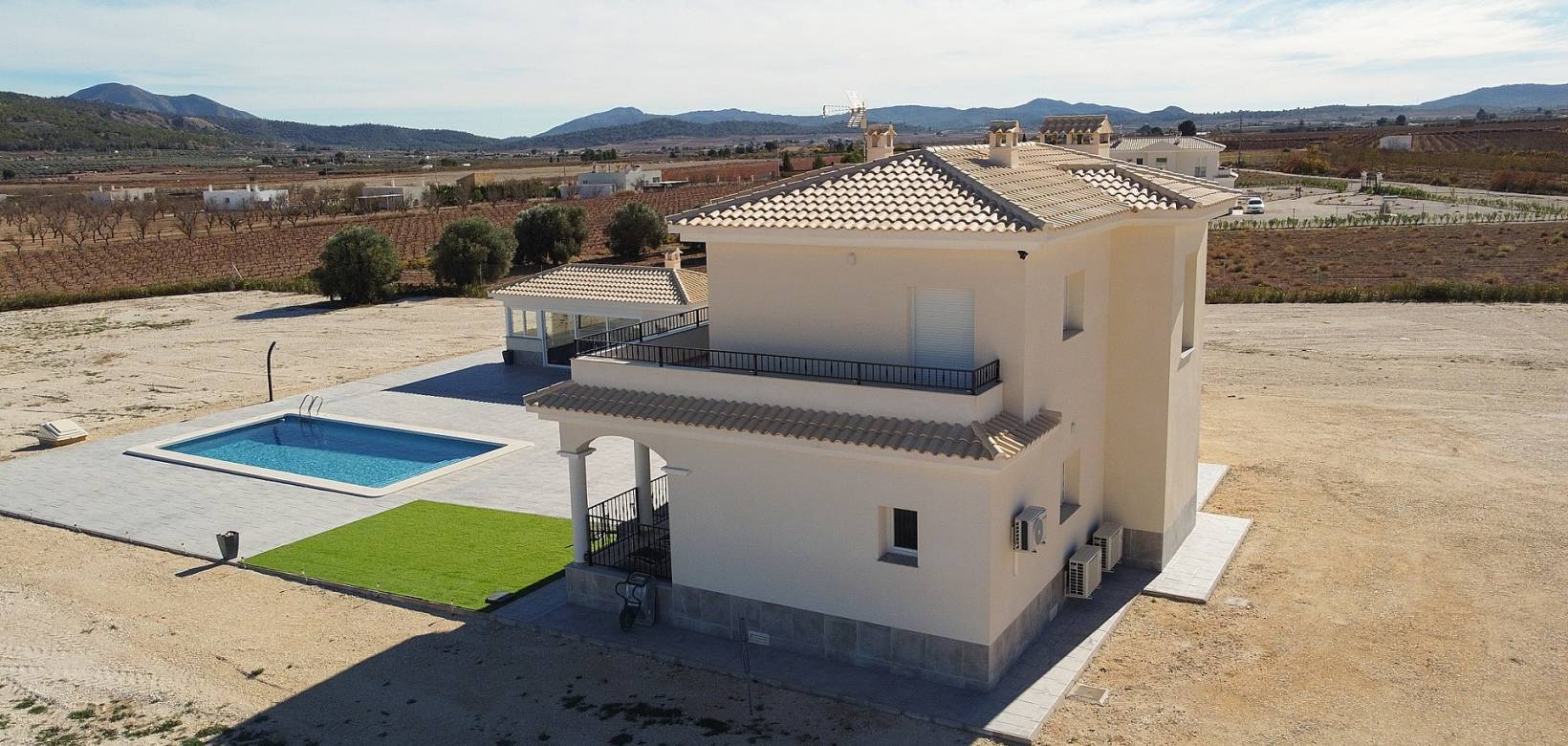 Nueva construcción  - Chalet - Pinoso