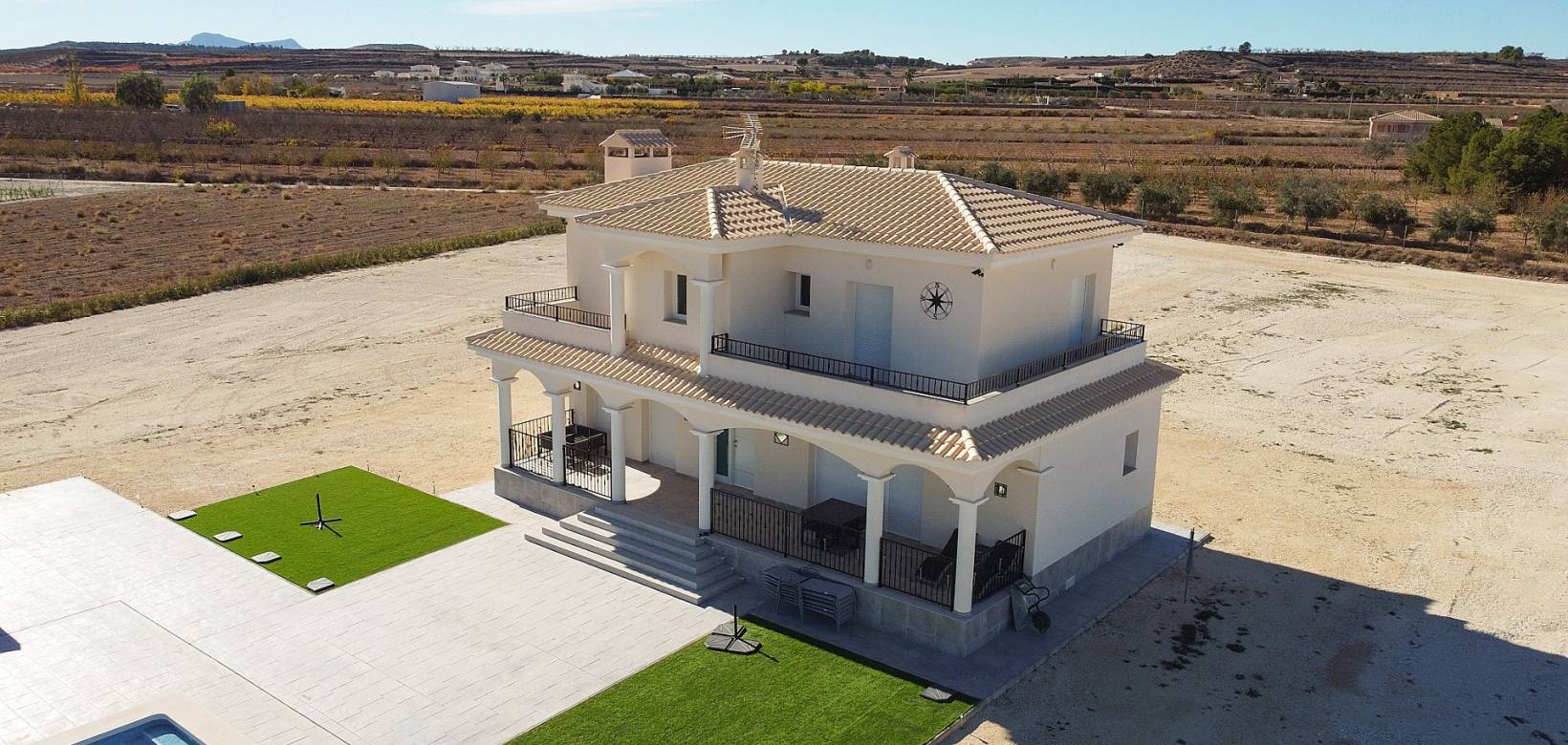 Nueva construcción  - Chalet - Pinoso