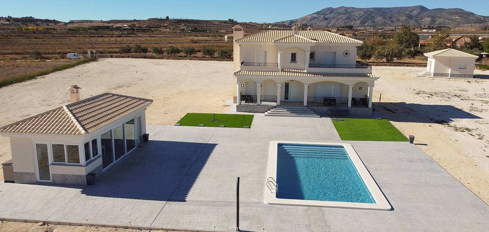 Nueva construcción  - Chalet - Pinoso