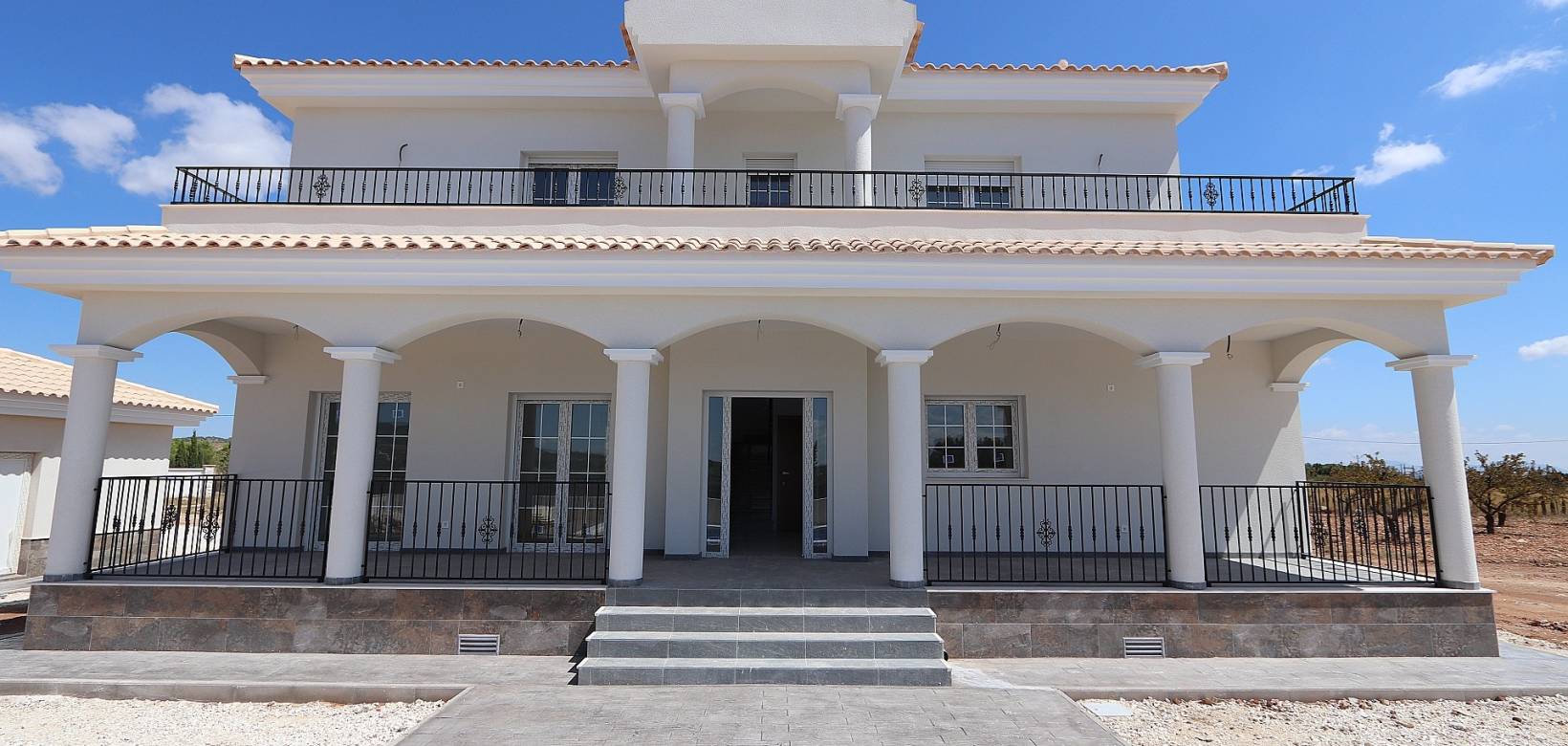 Nueva construcción  - Chalet - Pinoso