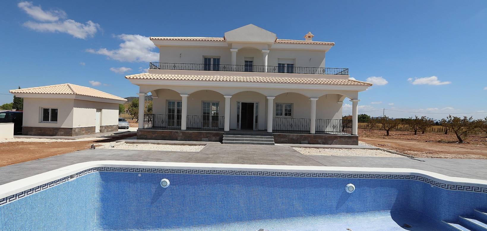 Nueva construcción  - Chalet - Pinoso