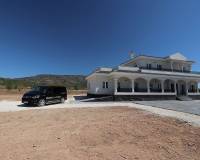 Nueva construcción  - Chalet - Pinoso