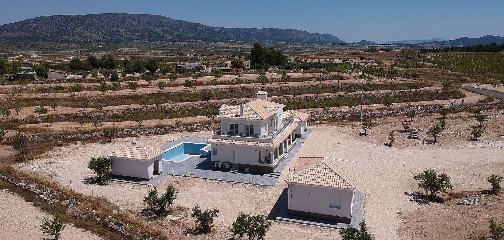 Nueva construcción  - Chalet - Pinoso