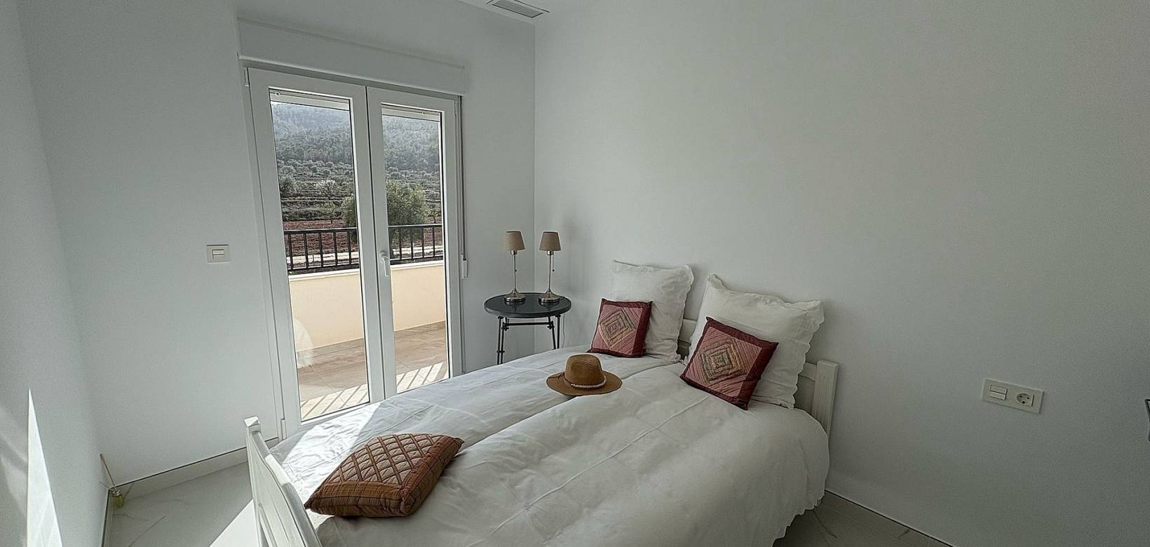 Nueva construcción  - Chalet - Pinoso