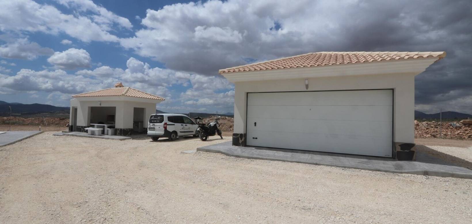 Nueva construcción  - Chalet - Pinoso