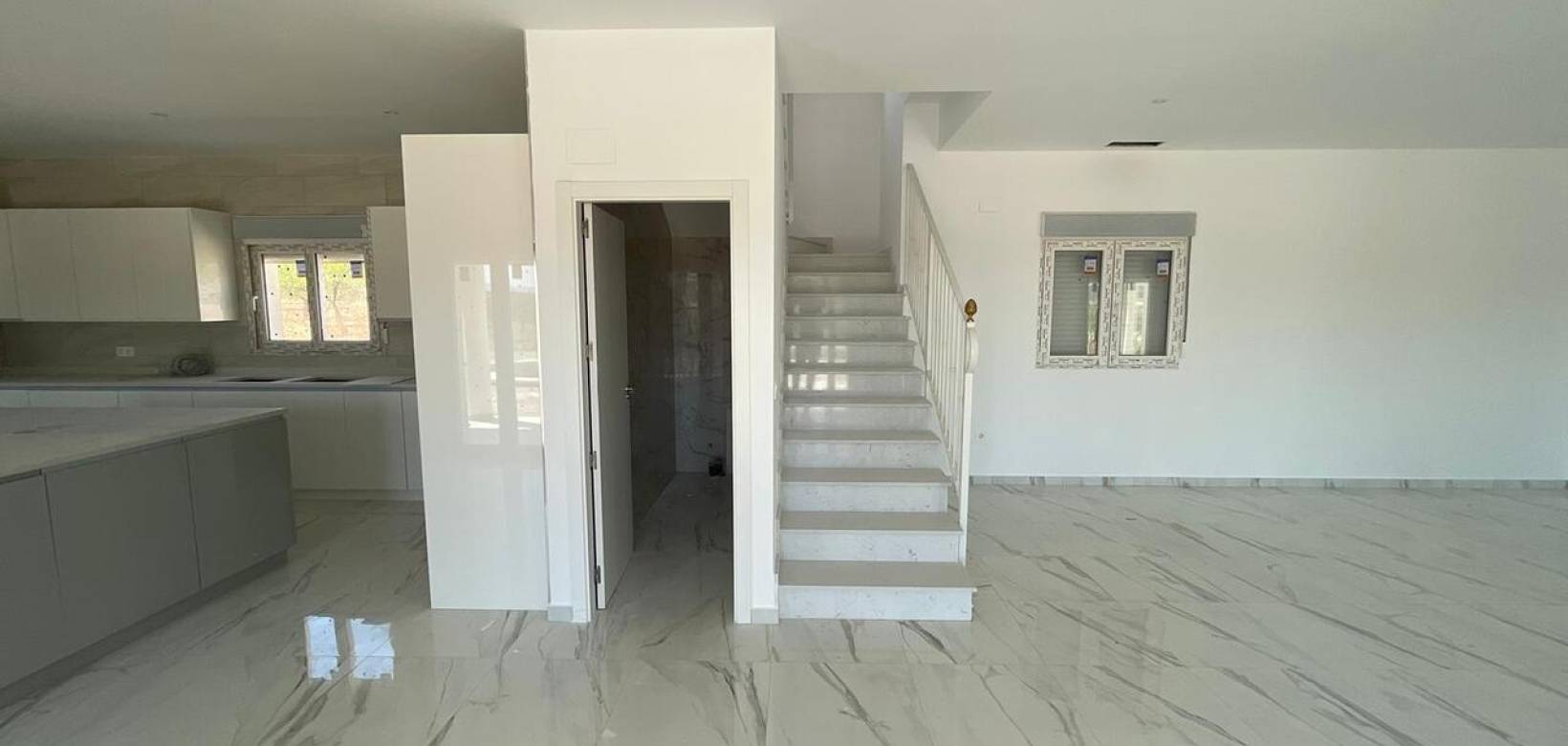 Nueva construcción  - Chalet - Pinoso