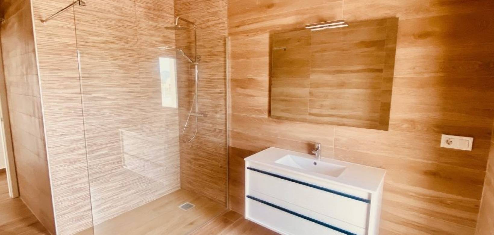 Nueva construcción  - Villa - Macisvenda