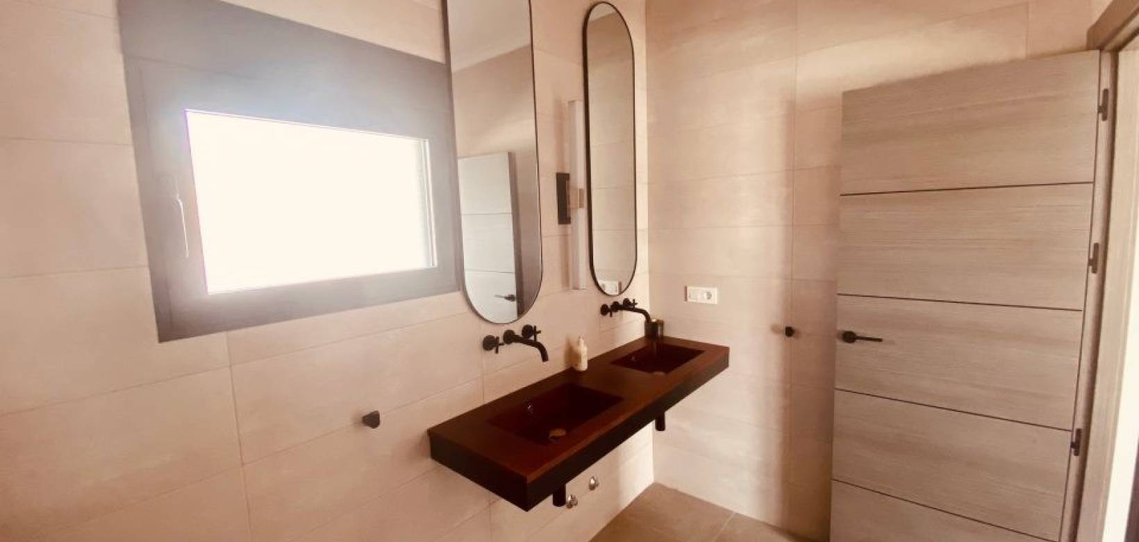 Nueva construcción  - Villa - Macisvenda