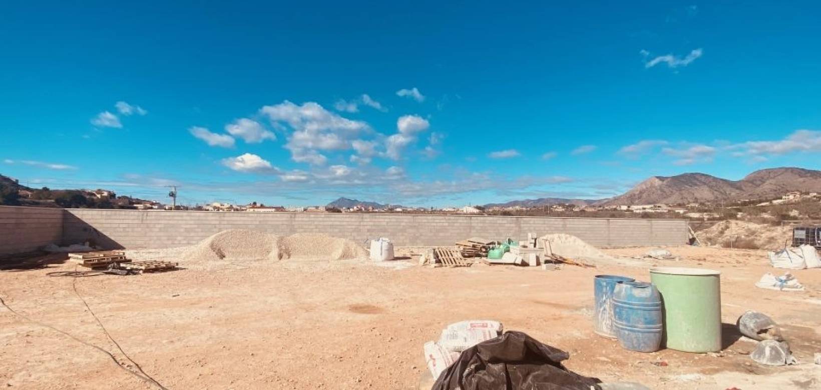 Nueva construcción  - Villa - Macisvenda