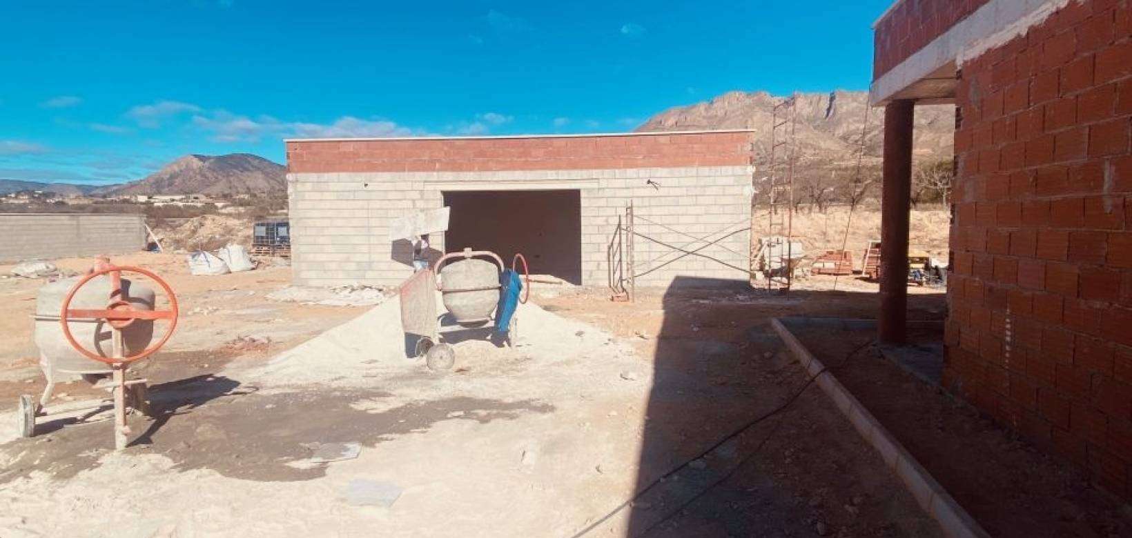 Nueva construcción  - Villa - Macisvenda