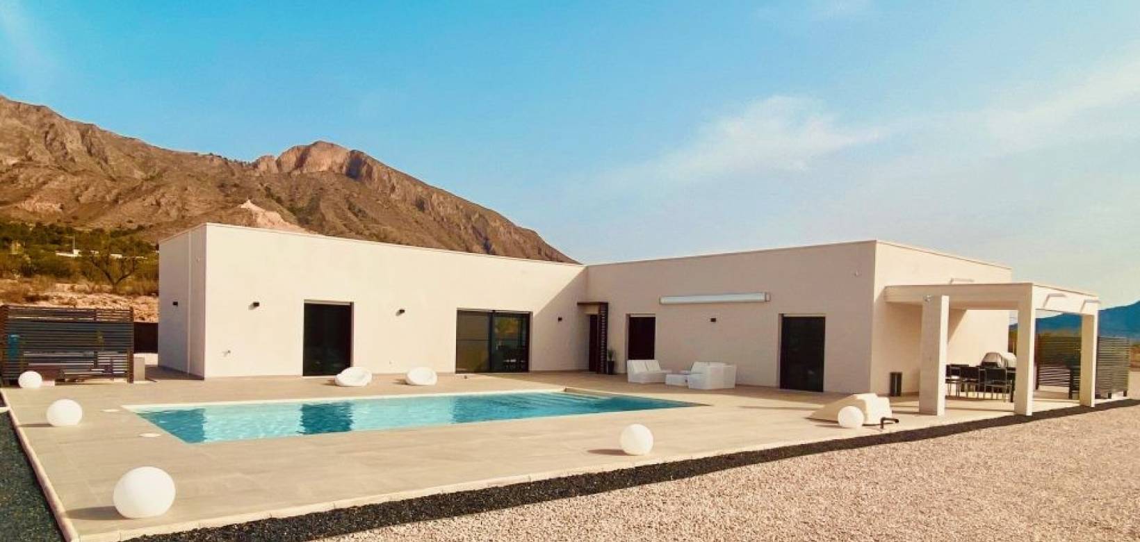 Nueva construcción  - Villa - Macisvenda
