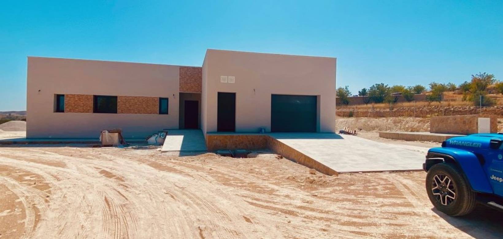 Nueva construcción  - Villa - Macisvenda